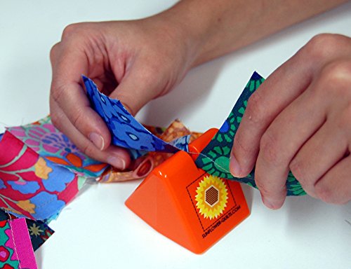 The Original Thread Cutter by Sunflower Quilts (Orange)